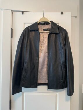 Vintage Black Leather Jacket for Women
